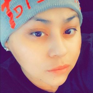 Meet your Posher, Henrietta